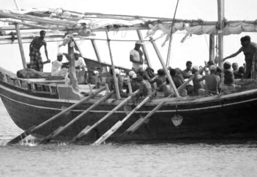 The pearling industry, which created a period of wealth for the United Arab Emirates from the late 19th century through the second decade of the 20th century.jpg